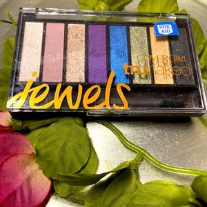 Covergirl trunaked Jewels Eyeshadow Palette 🎨